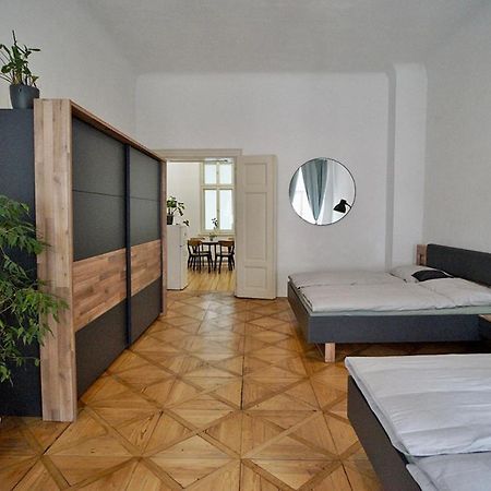 Truhlarska 4 Apartment Praag Buitenkant foto