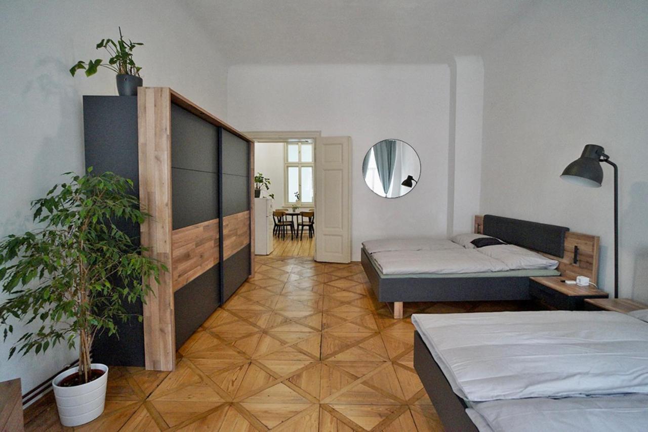 Truhlarska 4 Apartment Praag Buitenkant foto